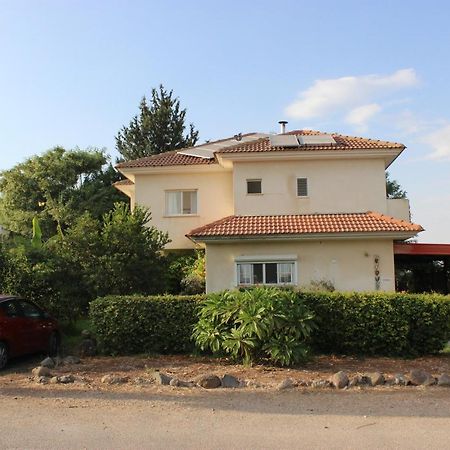 Chez Rothman Sublet Apartment Shadmot Devora Екстериор снимка