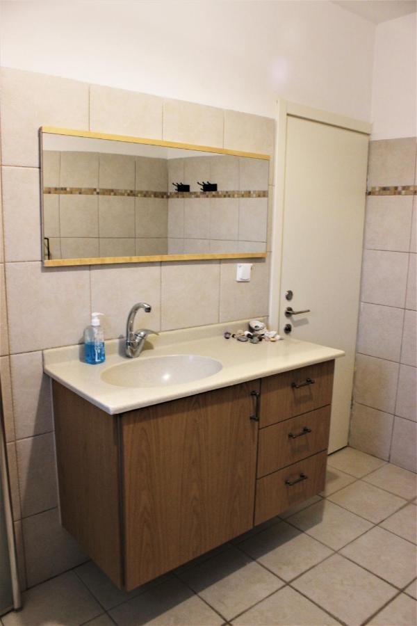 Chez Rothman Sublet Apartment Shadmot Devora Екстериор снимка