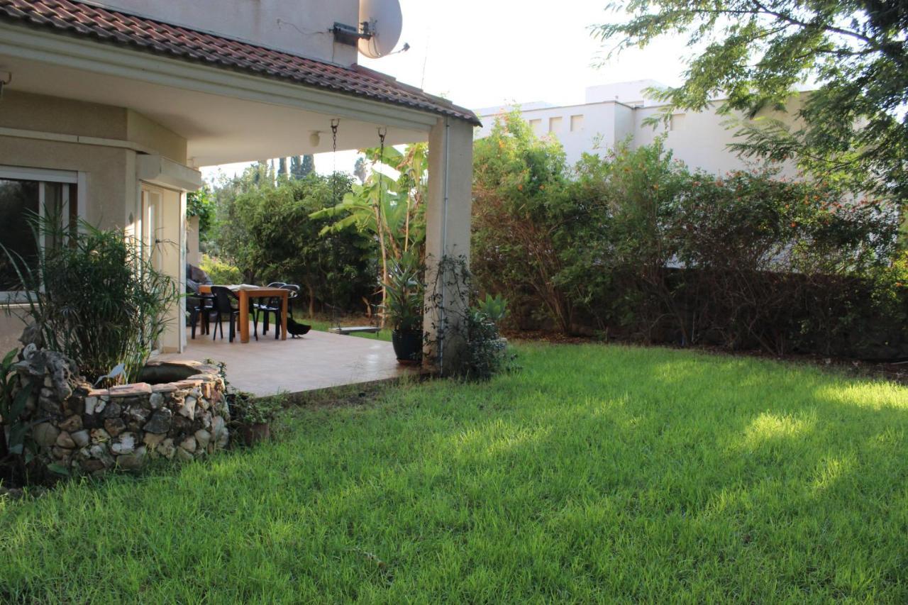 Chez Rothman Sublet Apartment Shadmot Devora Екстериор снимка